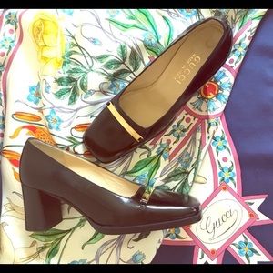 mint condition v i n t a g e gucci loafer heels